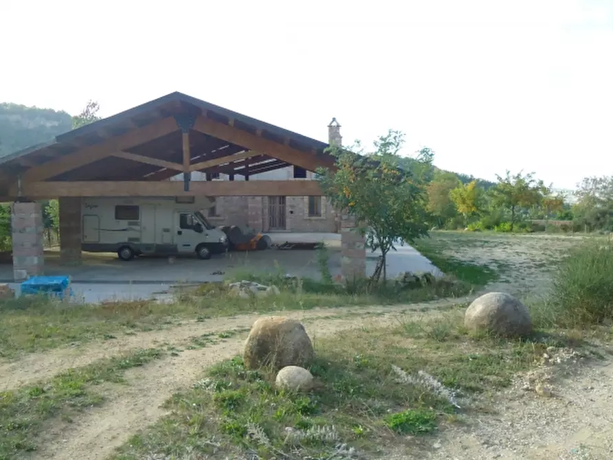 Immagine 2 di Rustico / casale in vendita  in colle Serano a Campobasso
