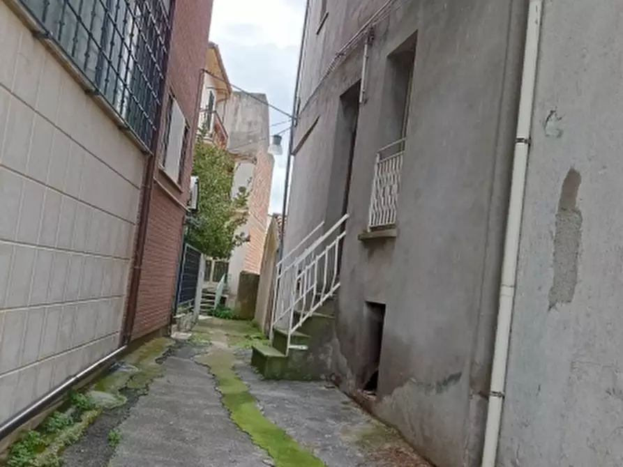 Immagine 3 di Porzione di casa in vendita  in via del mercato a Gissi