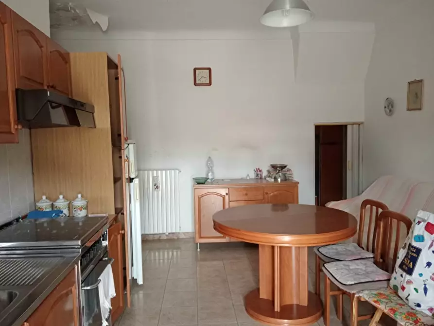 Immagine 4 di Porzione di casa in vendita  in via del mercato a Gissi