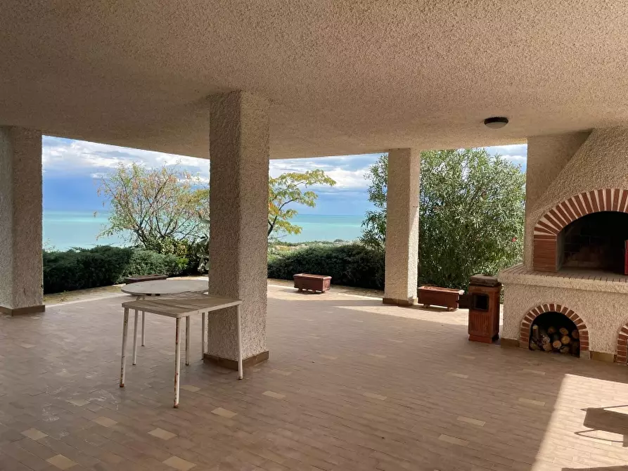 Immagine 9 di Villa in vendita  in Montevecchio a Vasto