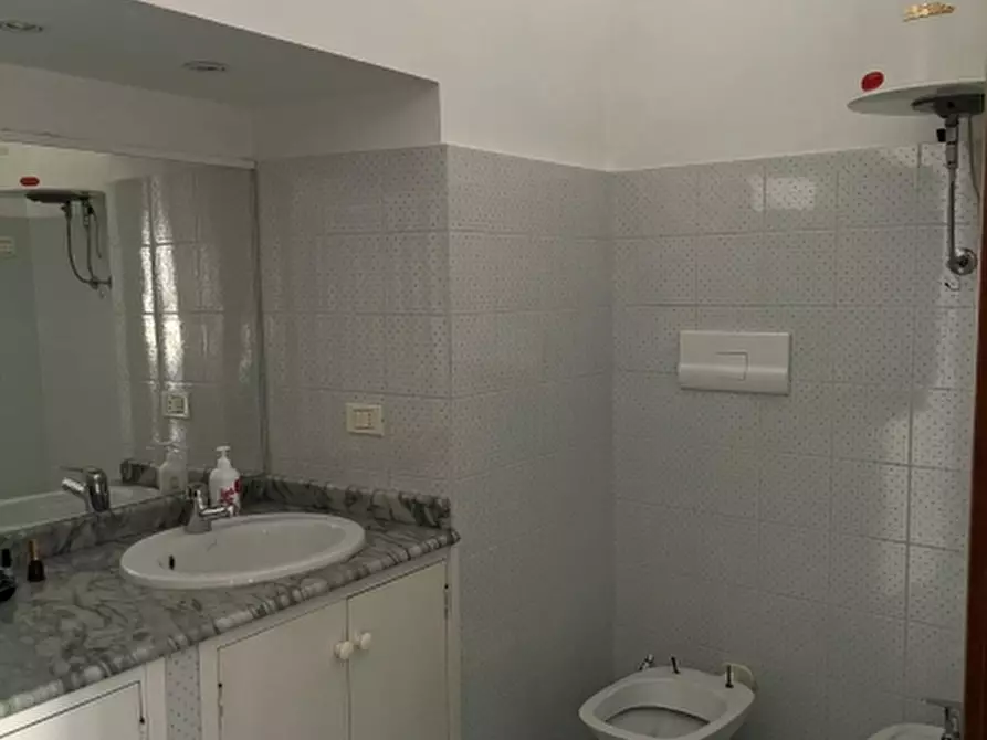 Immagine 22 di Appartamento in vendita  in via centrale 43 a Casoli