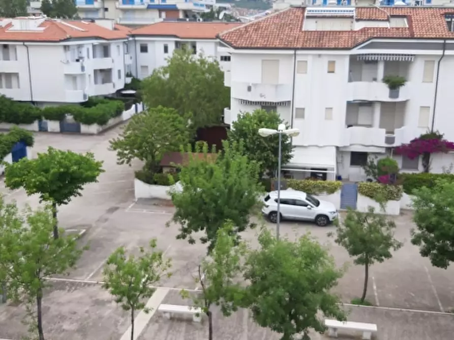 Immagine 1 di Appartamento in vendita  in via Grecale a Vasto