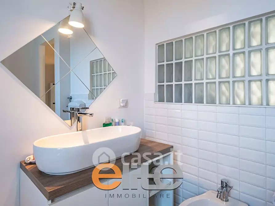 Immagine 15 di Attico in vendita  in Via Popoli Uniti 26 a Milano