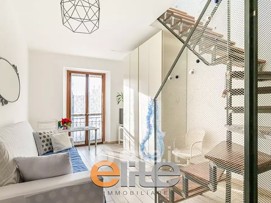 Immagine 2 di Attico in vendita  in Via Popoli Uniti 26 a Milano