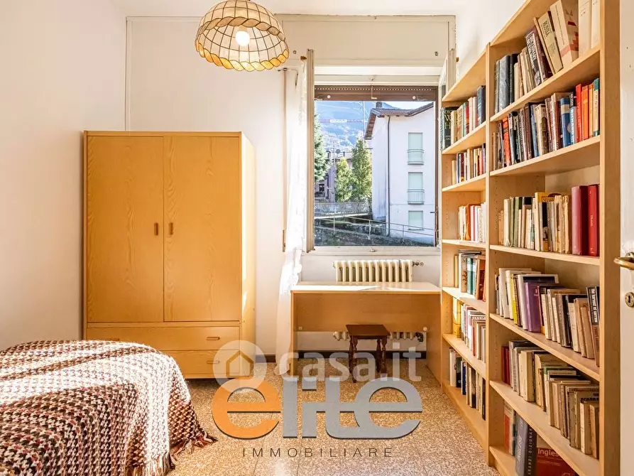 Immagine 20 di Villa in vendita  in Via al Bacco 44 a Colico