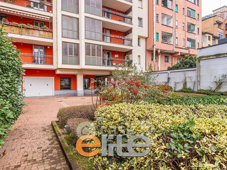 Immagine 2 di Villetta a schiera in vendita  in Via Paolo Maspero 28 a Milano