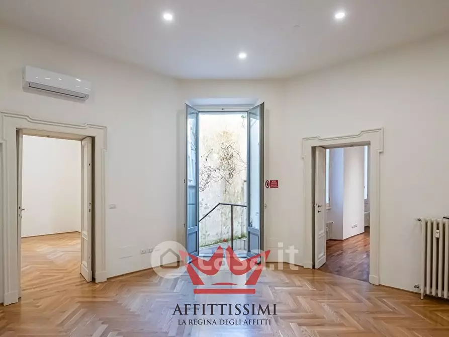 Immagine 5 di Ufficio in affitto  in Via Aurelio Saffi 9 a Milano
