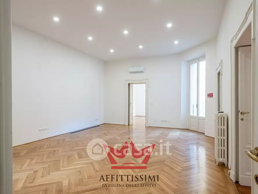 Immagine 6 di Ufficio in affitto  in Via Aurelio Saffi 9 a Milano