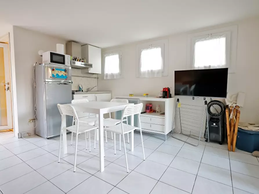 Immagine 14 di Monolocale in vendita  in via Dosso Dossi 78 a Comacchio