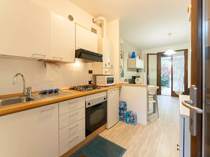 Immagine 16 di Villetta a schiera in vendita  a Comacchio