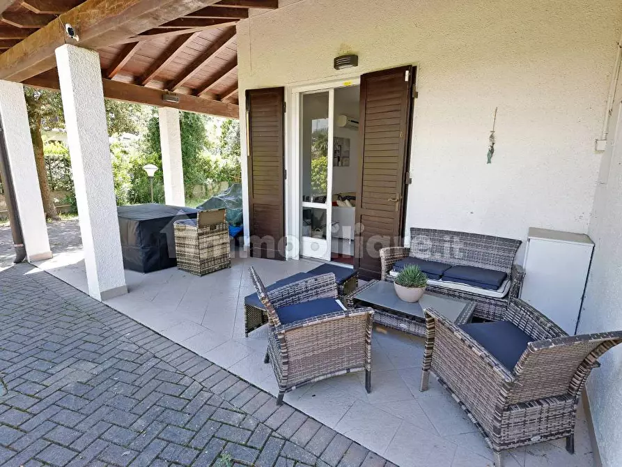 Immagine 2 di Villa in vendita  in Viale Raffaello Sanzio 75 a Comacchio