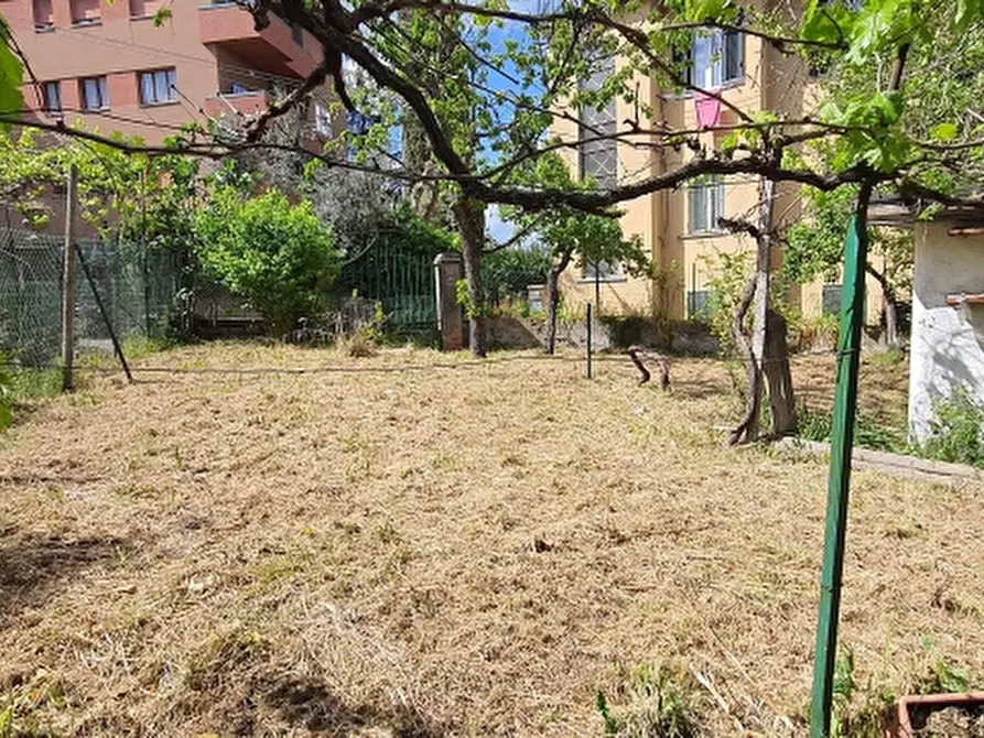 Immagine 19 di Villa in vendita  in VIA EUGUBINA 10 a Perugia