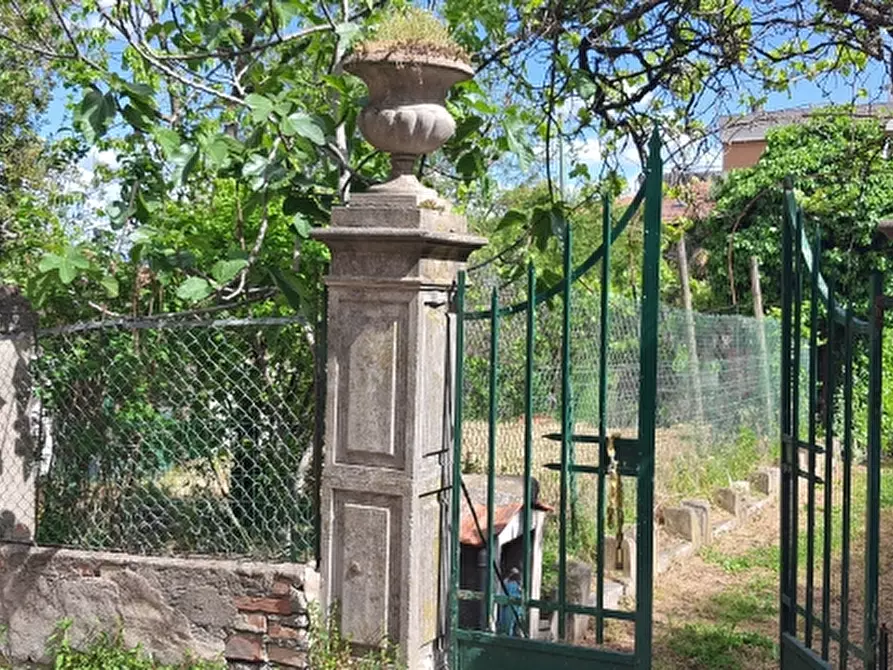 Immagine 20 di Villa in vendita  in VIA EUGUBINA 10 a Perugia