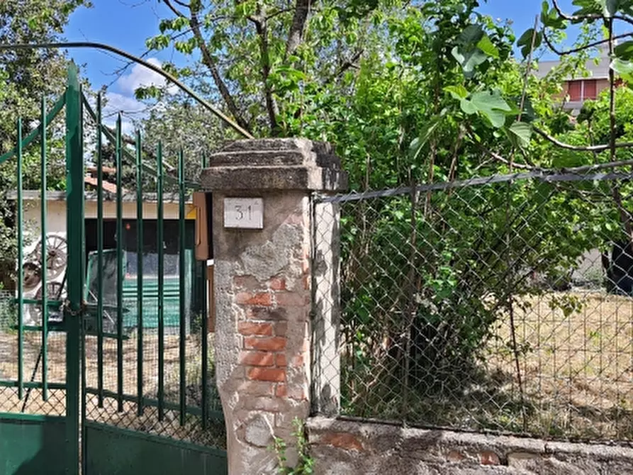 Immagine 26 di Villa in vendita  in VIA EUGUBINA 10 a Perugia