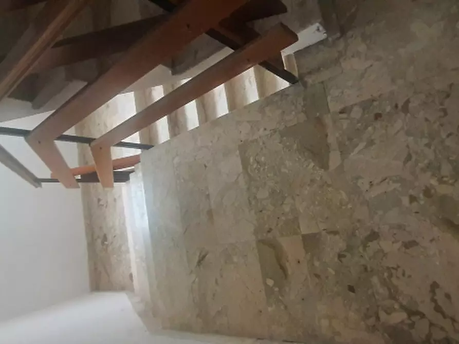 Immagine 34 di Casa indipendente in vendita  in VIA del colle a Perugia