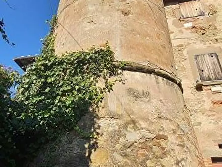 Immagine 15 di Castello in vendita  in VIA TRASIMENO a Perugia