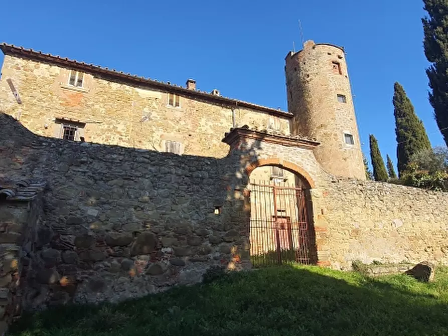 Immagine 4 di Castello in vendita  in VIA TRASIMENO a Perugia