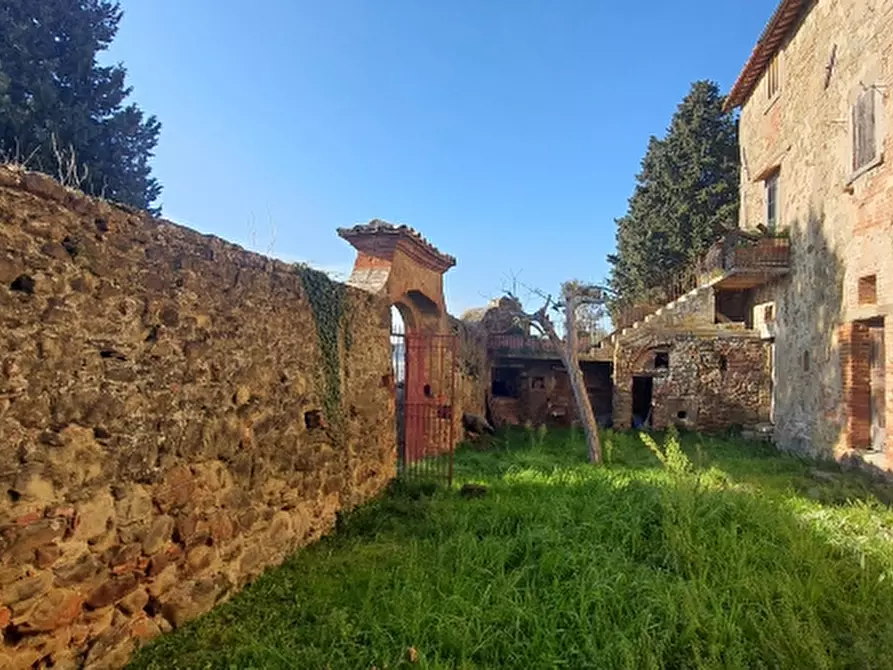 Immagine 20 di Castello in vendita  in VIA TRASIMENO a Perugia