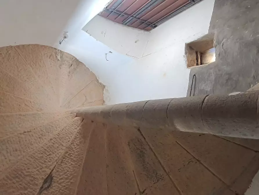 Immagine 30 di Castello in vendita  in VIA TRASIMENO a Perugia