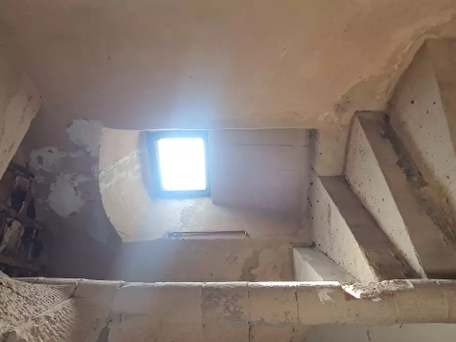 Immagine 35 di Castello in vendita  in VIA TRASIMENO a Perugia