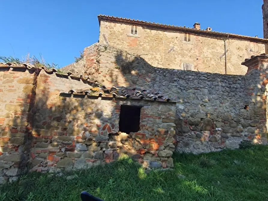 Immagine 5 di Castello in vendita  in VIA TRASIMENO a Perugia