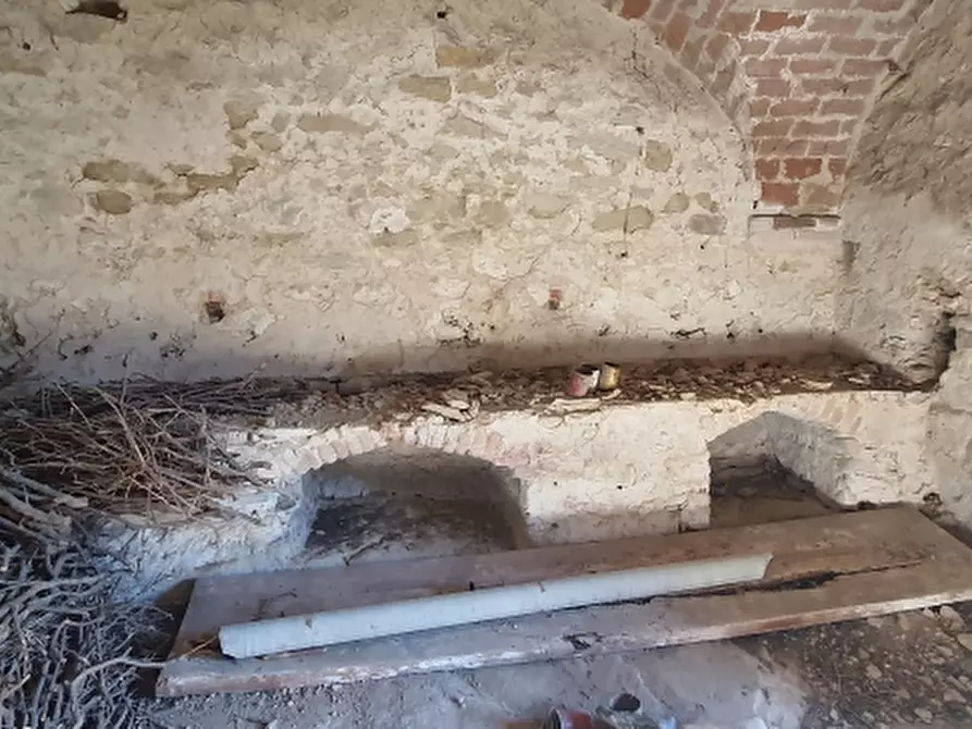 Immagine 7 di Castello in vendita  in VIA TRASIMENO a Perugia