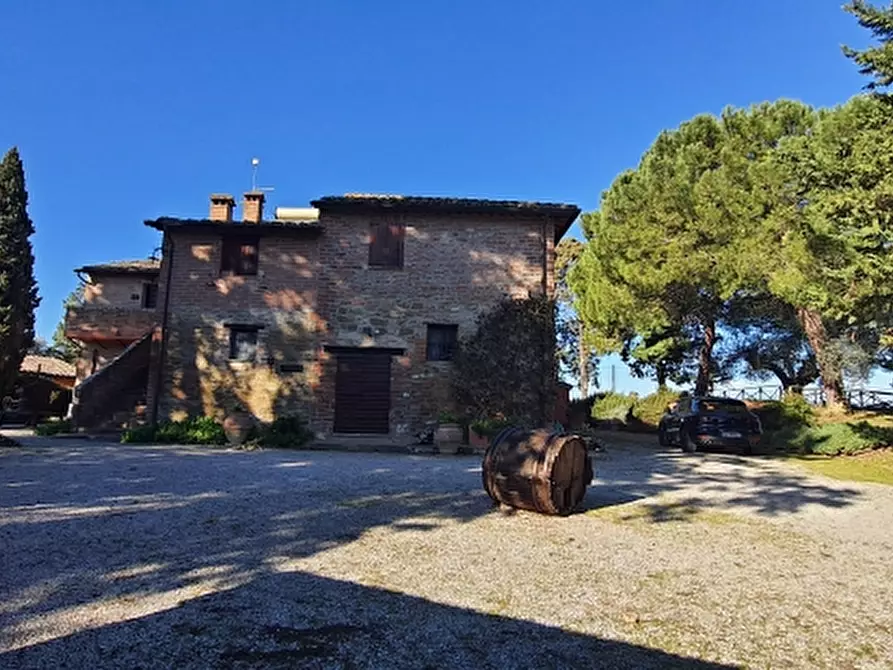 Immagine 18 di Agriturismo in vendita  in VIALE TRASIMENO a Valfabbrica