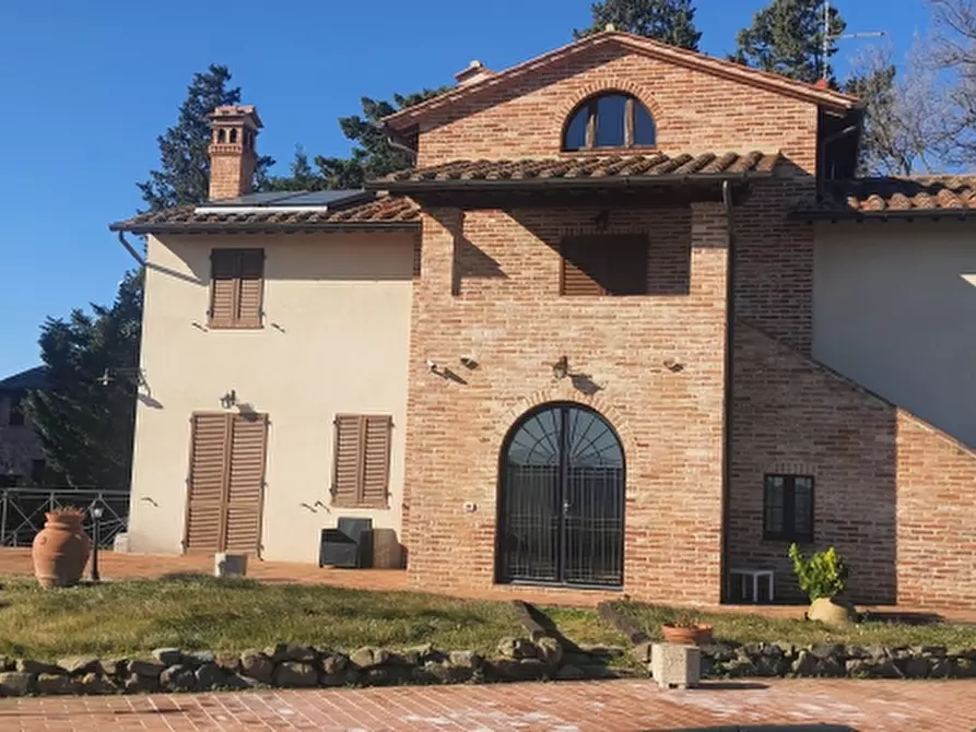 Immagine 28 di Agriturismo in vendita  in VIALE TRASIMENO a Perugia