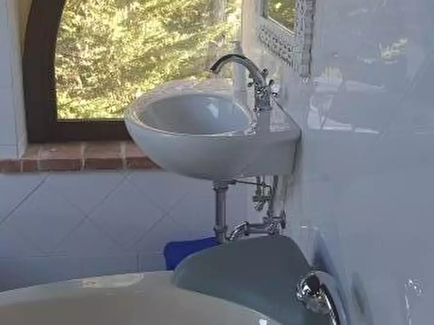 Immagine 32 di Agriturismo in vendita  in VIALE TRASIMENO a Perugia