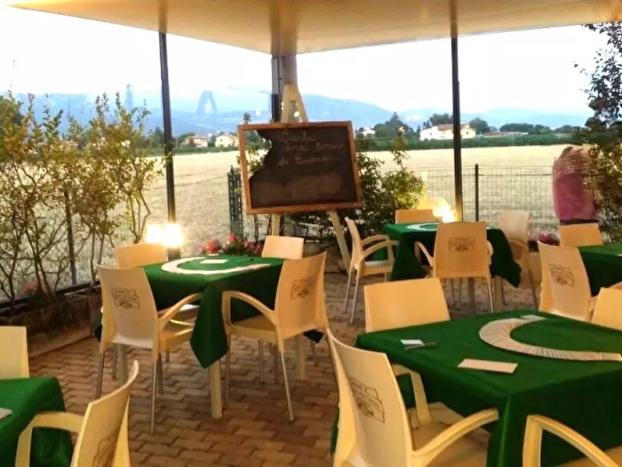 Immagine 4 di Bar / Ristorante in vendita  in via fiamenga a Foligno
