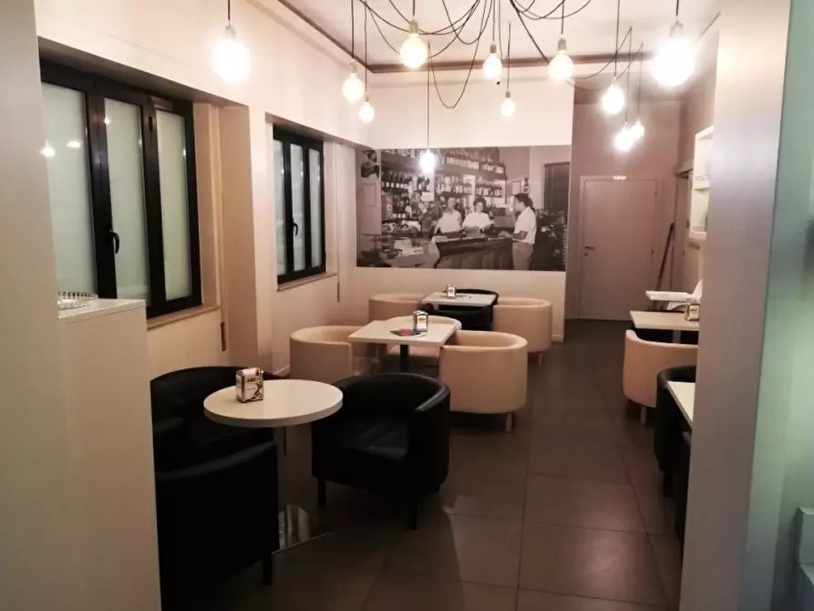 Immagine 20 di Bar / Ristorante in vendita  in via fiamenga a Foligno