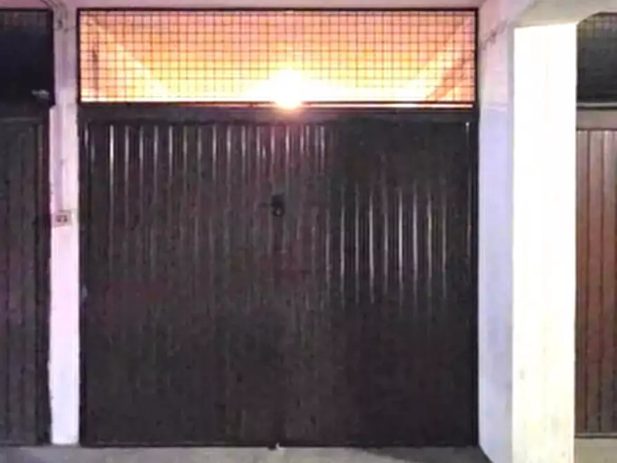 Immagine 5 di Garage in vendita  in via luigi rizzo a Perugia