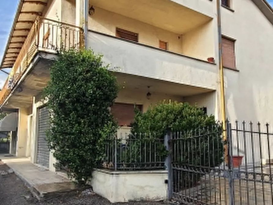 Immagine 4 di Casa indipendente in vendita  in via borgo trevi a Trevi