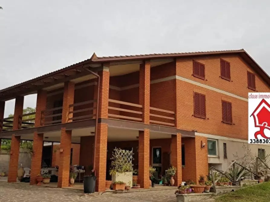 Immagine 26 di Villa in vendita  in STRADA PILA a Perugia