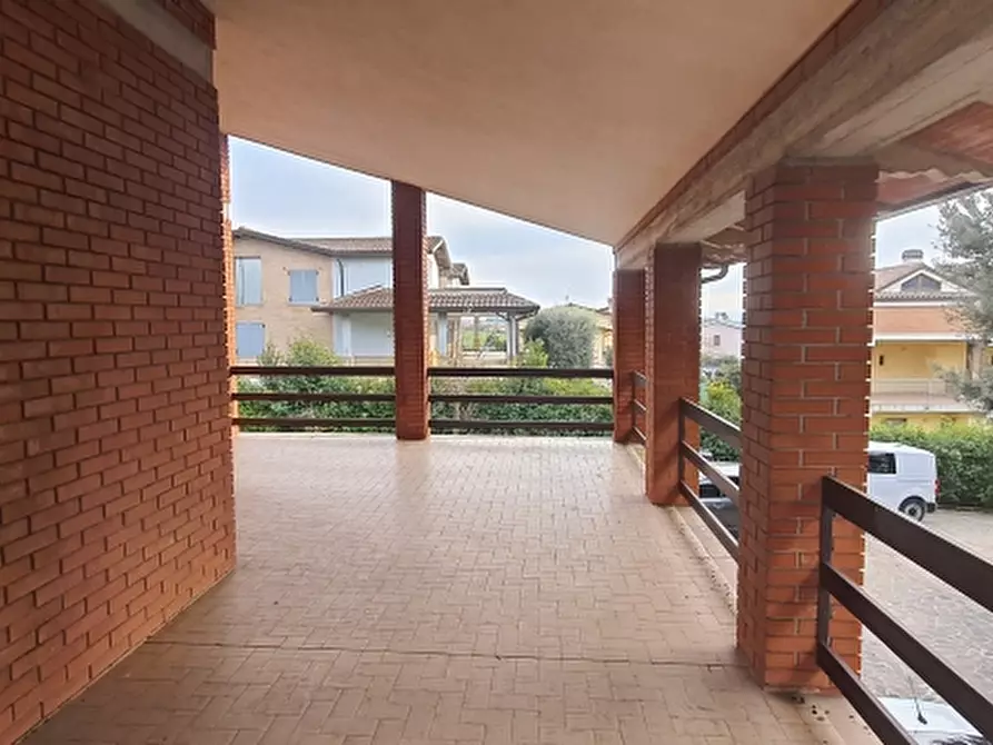 Immagine 12 di Villa in vendita  in VIA SETTEVALLI a Perugia