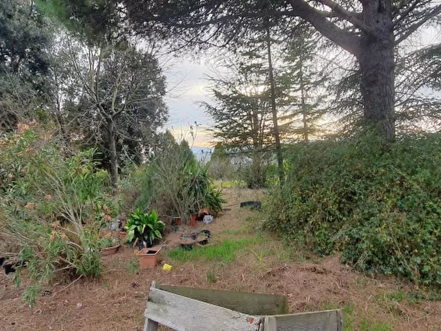 Immagine 15 di Villa in vendita  in VIA SETTEVALLI a Perugia