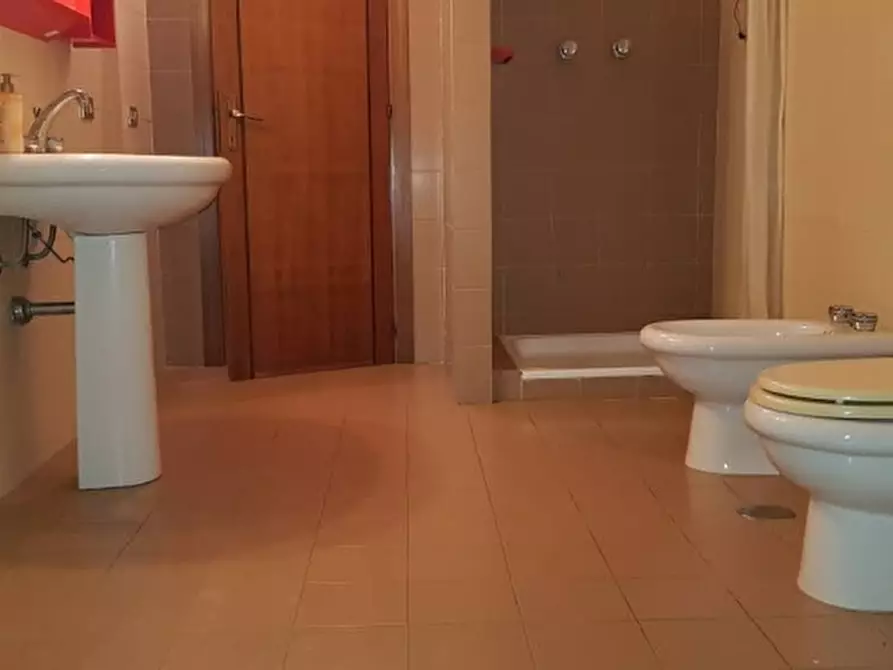 Immagine 22 di Villa in vendita  in VIA SETTEVALLI a Perugia