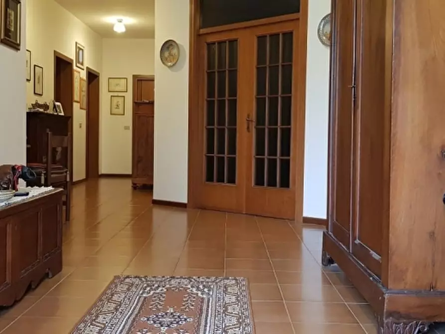 Immagine 26 di Villa in vendita  in VIA SETTEVALLI a Perugia