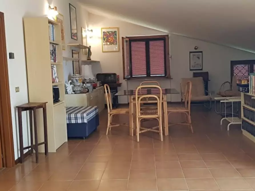 Immagine 28 di Villa in vendita  in VIA SETTEVALLI a Perugia