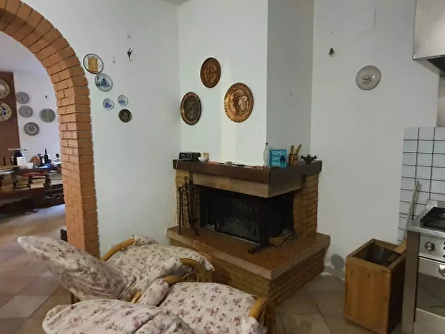 Immagine 35 di Villa in vendita  in VIA SETTEVALLI a Perugia