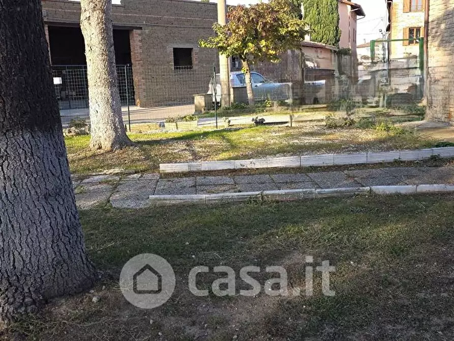 Immagine 18 di Capannone industriale in vendita  a Marsciano