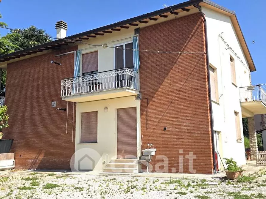 Immagine 3 di Capannone industriale in vendita  a Marsciano