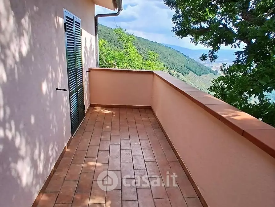 Immagine 16 di Villa in vendita  a Trevi