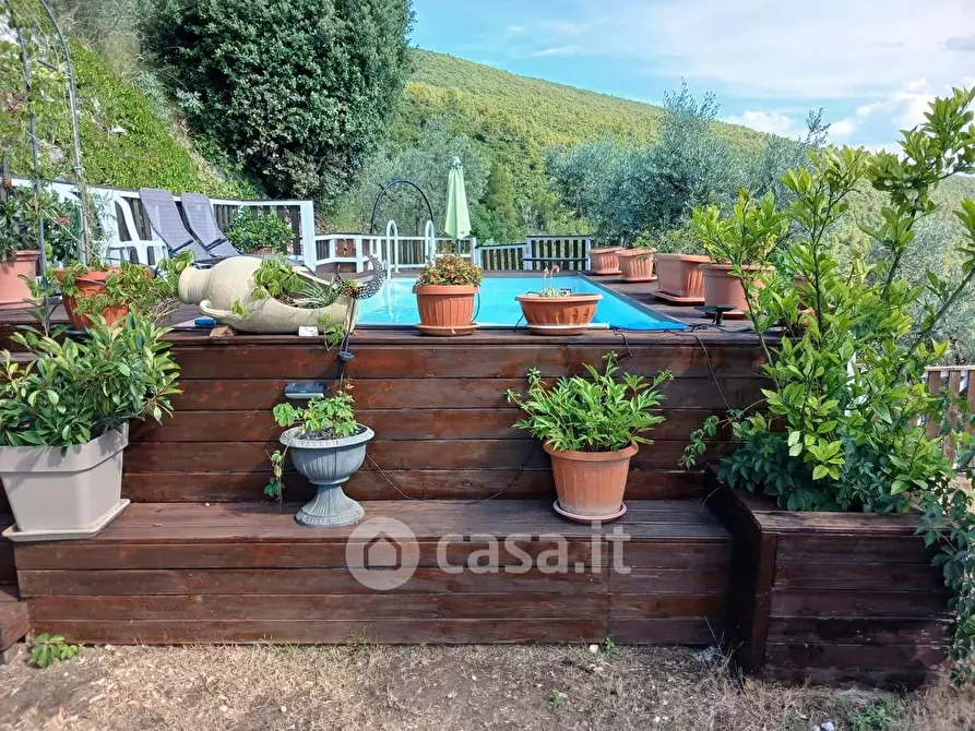 Immagine 24 di Villa in vendita  a Trevi