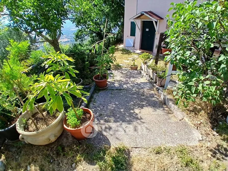 Immagine 29 di Villa in vendita  a Trevi