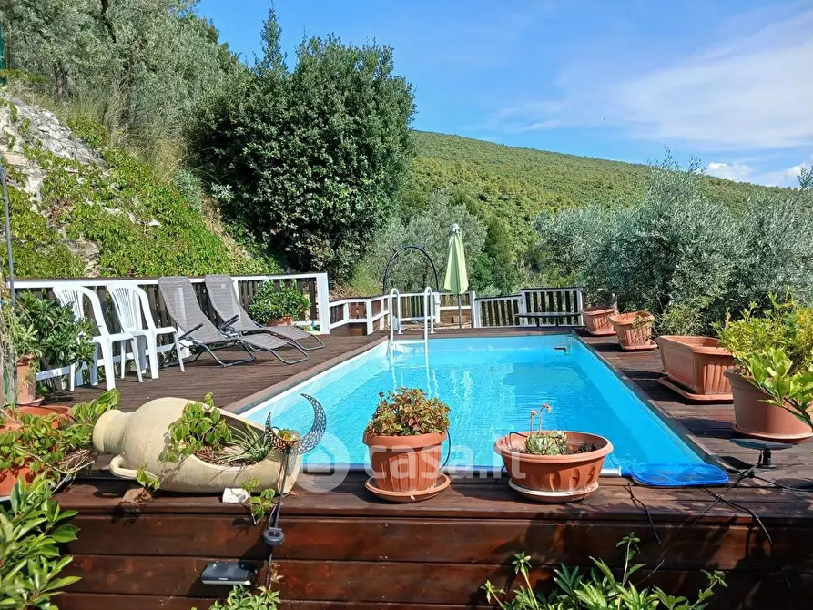 Immagine 31 di Villa in vendita  a Trevi