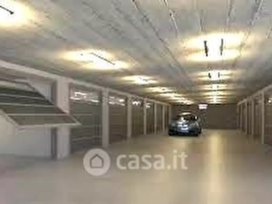 Immagine 3 di Garage in vendita  in Via Luigi Rizzo 87 a Perugia