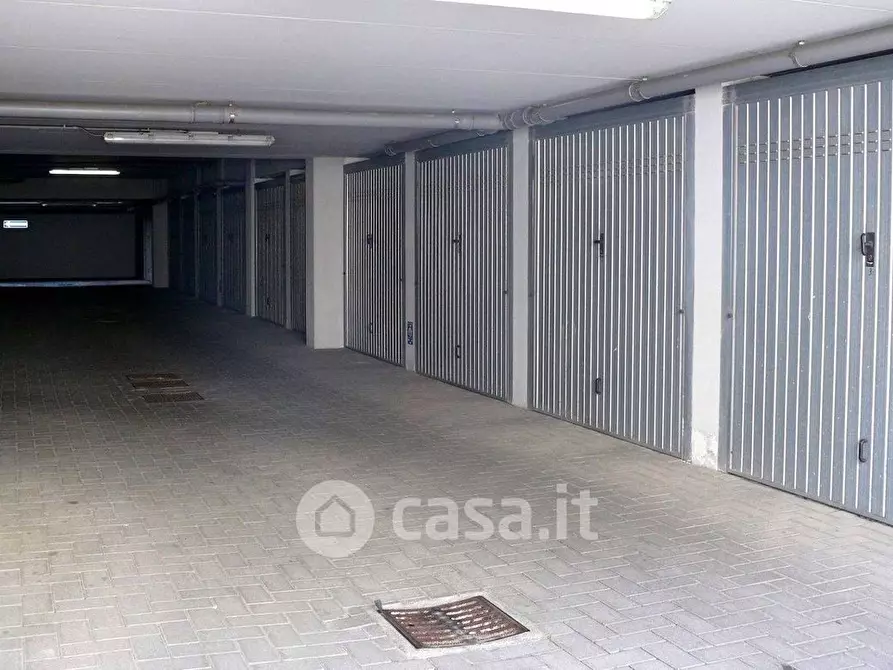 Immagine 4 di Garage in vendita  in Via Luigi Rizzo 87 a Perugia