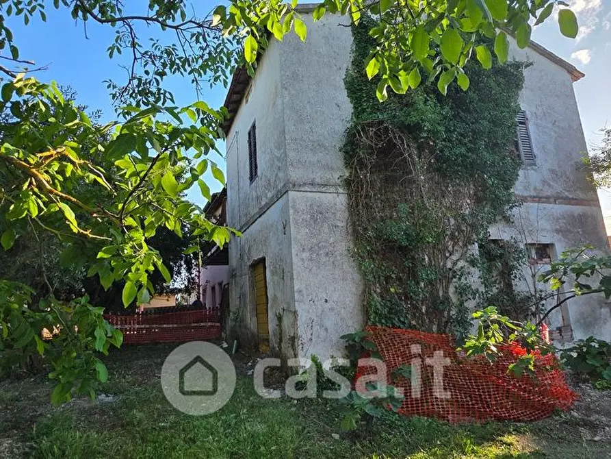 Immagine 3 di Casa indipendente in vendita  a Perugia