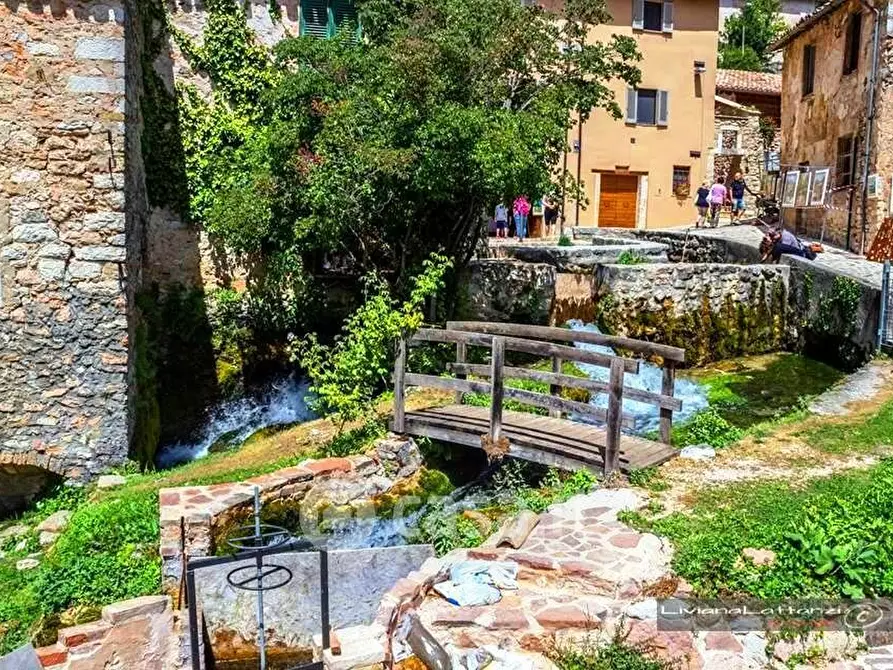 Immagine 19 di Casa indipendente in vendita  in Via Scanzano 6 a Foligno
